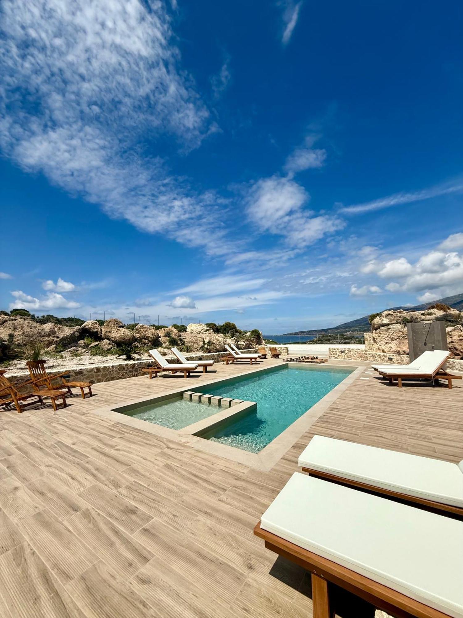 Cove Elafonisi Apartments Agios Pandeleimon  Экстерьер фото