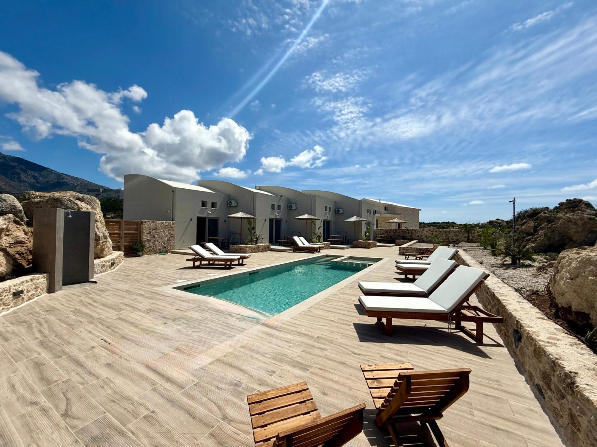 Cove Elafonisi Apartments Agios Pandeleimon  Экстерьер фото